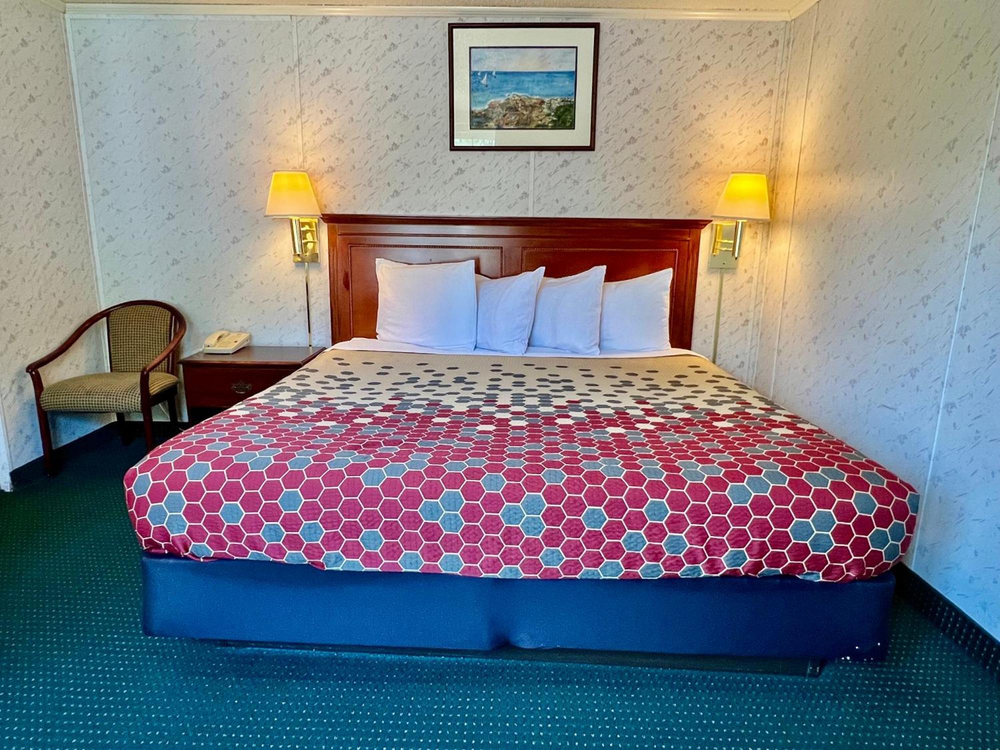 Rodeway Inn & Suites Brunswick Near Hwy 1 Eksteriør billede